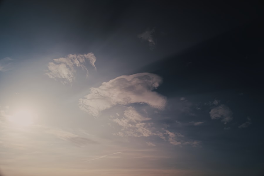 Sun visor